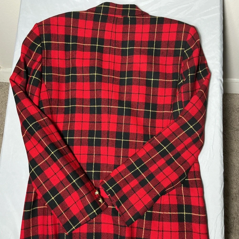 Pendleton Blazer Women 8 Red Black Plaid Wool‎ Classic Gold Button Made in USA